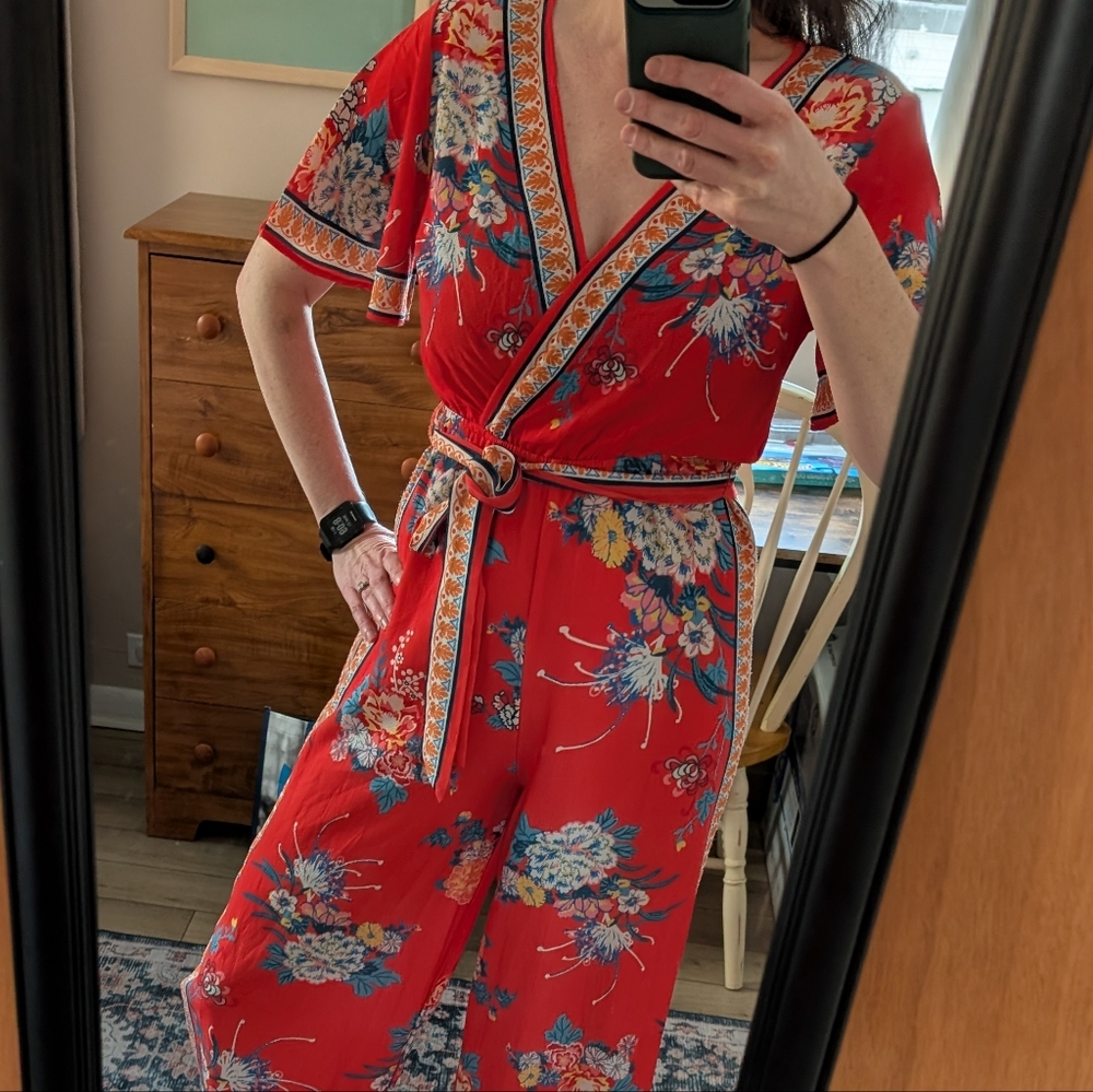 Flying Tomato Floral Red Jumpsuit Size Small Belted Some Flaws - Picture 10 of 16